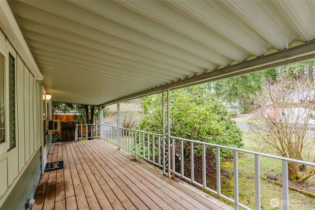 120 NE Larson Lake Lane, Belfair, WA 98528