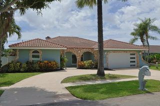 23325 Lago Mar Circle, Boca Raton, FL 33433