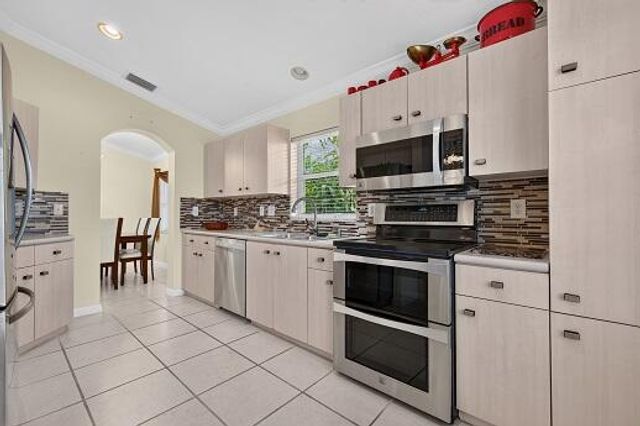 5111 MARLA Drive, Boynton Beach, FL 33436