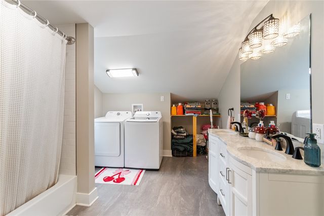 130 State Street, Manchester, NY 14504