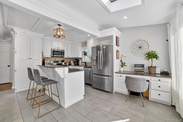 40 Orchard Road, Putnam Valley, NY 10579