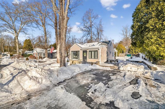 40 Orchard Road, Putnam Valley, NY 10579