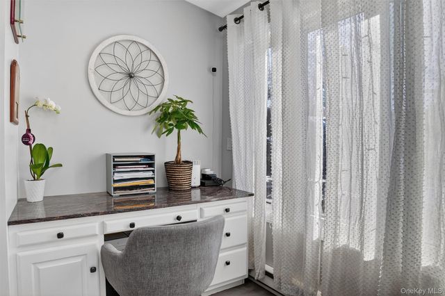 40 Orchard Road, Putnam Valley, NY 10579