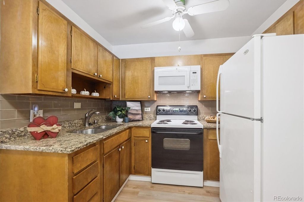 675 S Clinton Street 4B, Denver, CO 80247