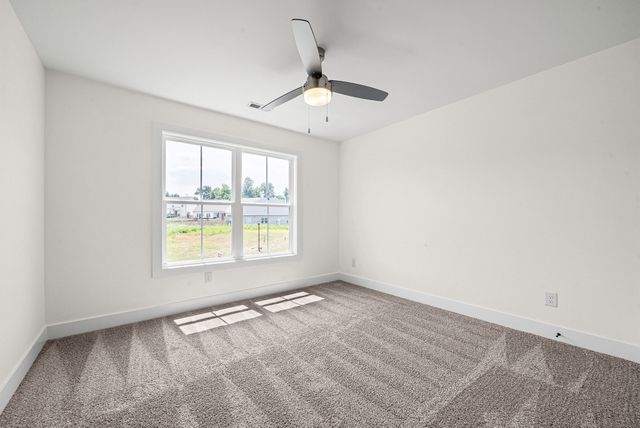 3012 Timberdale Dr, Clarksville, TN 37042