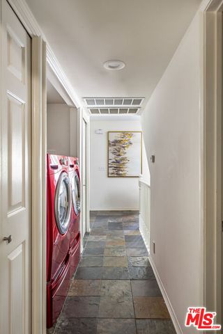 8032 Willow Glen Road, Los Angeles, CA 90046