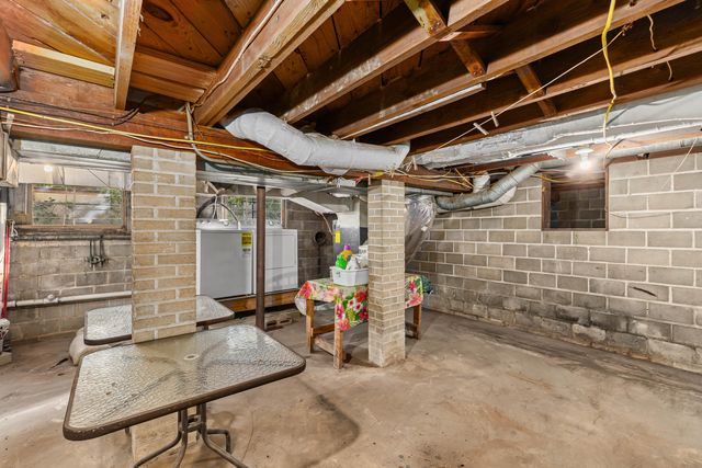 76 Dunnemann Avenue, Charleston, SC 29403