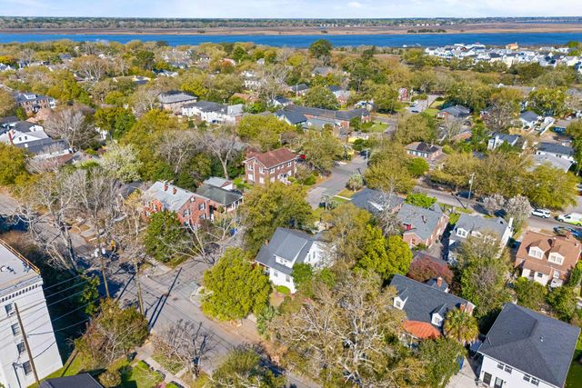 76 Dunnemann Avenue, Charleston, SC 29403