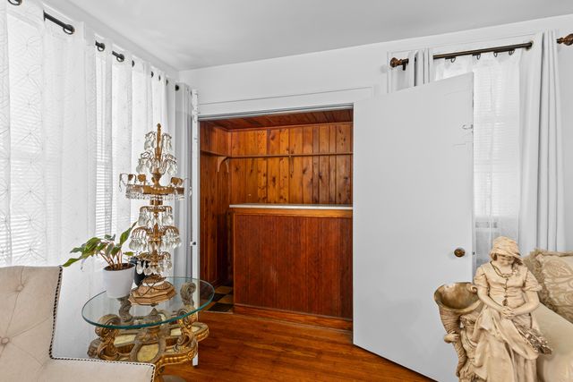 76 Dunnemann Avenue, Charleston, SC 29403