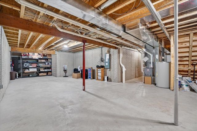 7906 W Park Circle WAY S, Franklin, WI 53132