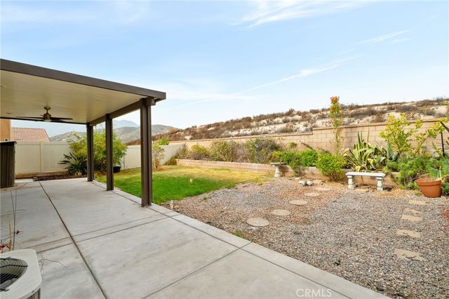 17920 Pokeroot, San Bernardino, CA 92407