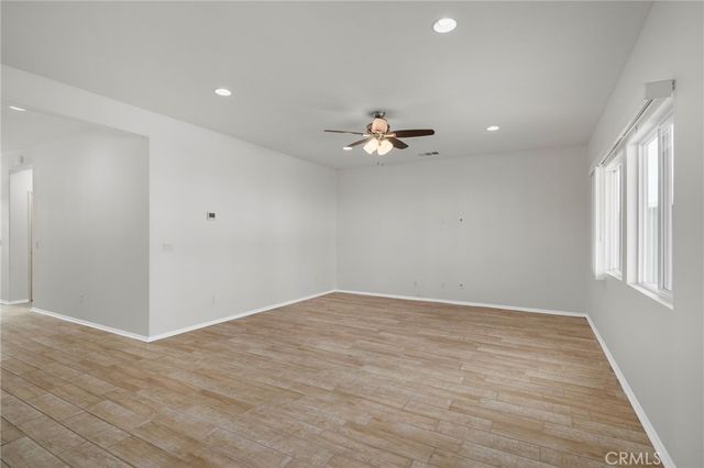 17920 Pokeroot, San Bernardino, CA 92407