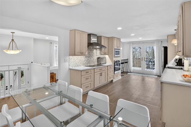 2589 Stone Chip Dr, Hampton, PA 15101