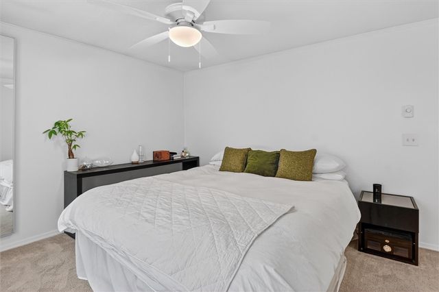 2589 Stone Chip Dr, Hampton, PA 15101