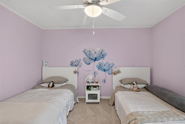 2589 Stone Chip Dr, Hampton, PA 15101