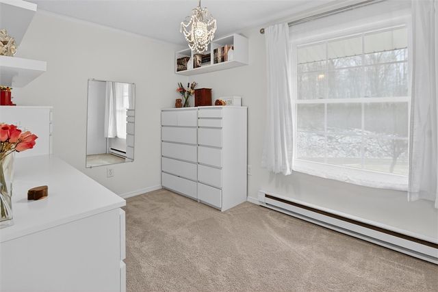 2589 Stone Chip Dr, Hampton, PA 15101