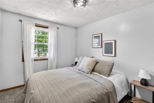 7926 Price Schaffer Road, Hubbard, OH 44425