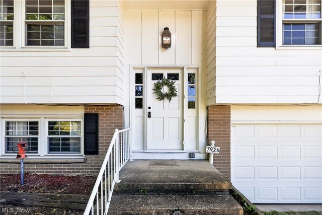 7926 Price Schaffer Road, Hubbard, OH 44425