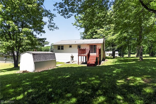7926 Price Schaffer Road, Hubbard, OH 44425
