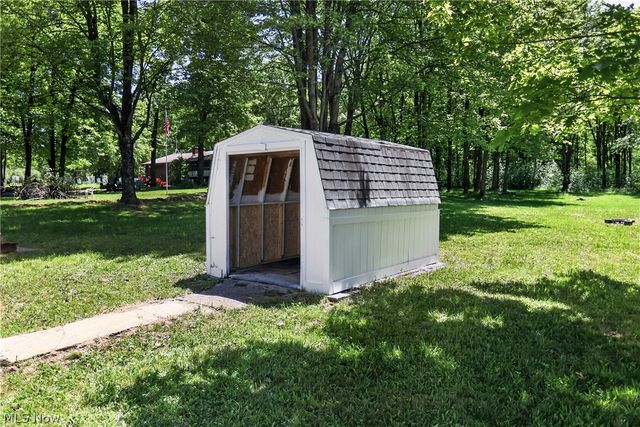 7926 Price Schaffer Road, Hubbard, OH 44425