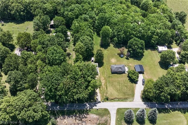 7926 Price Schaffer Road, Hubbard, OH 44425