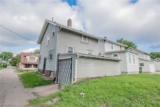 800 Halter Court NW, Canton, OH 44708