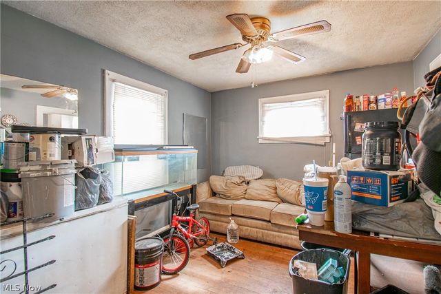 800 Halter Court NW, Canton, OH 44708