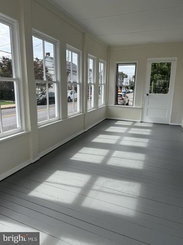 513 E WALNUT ST, Perkasie, PA 18944