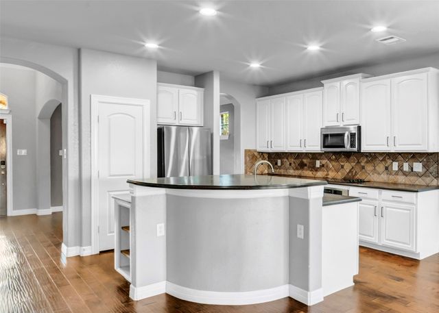 3413 Black Gold Drive, Mckinney, TX 75070