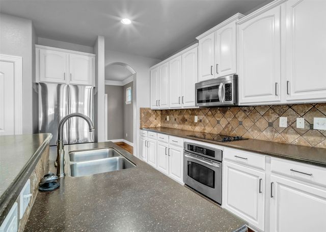 3413 Black Gold Drive, Mckinney, TX 75070