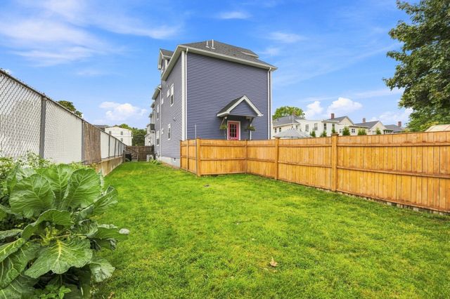 35 Thomas St 35, Medford, MA 02155