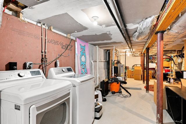 35 Thomas St 35, Medford, MA 02155