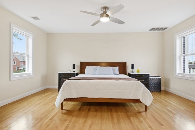 35 Thomas St 35, Medford, MA 02155
