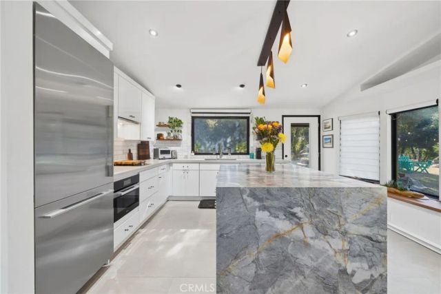 40730 Calle Bandido, Murrieta, CA 92562