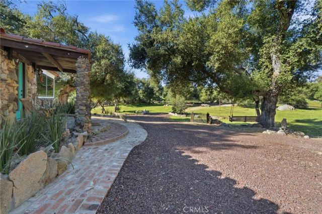 40730 Calle Bandido, Murrieta, CA 92562