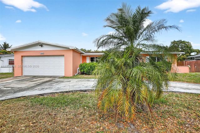 11501 NW 15th St, Pembroke Pines, FL 33026