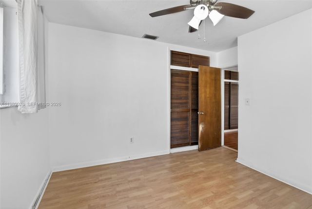 11501 NW 15th St, Pembroke Pines, FL 33026