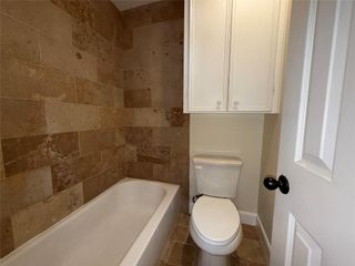 5 TOURNAMENT WAY DR 7, The Hills, TX 78738