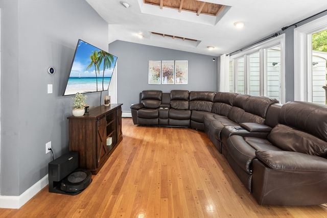 399 Cedar Brook Rd, Lynn, MA 01904