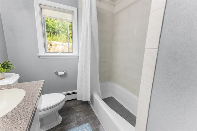 399 Cedar Brook Rd, Lynn, MA 01904