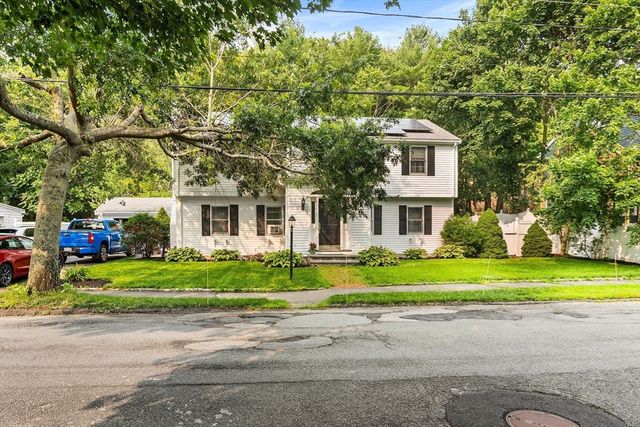 399 Cedar Brook Rd, Lynn, MA 01904