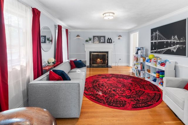 399 Cedar Brook Rd, Lynn, MA 01904