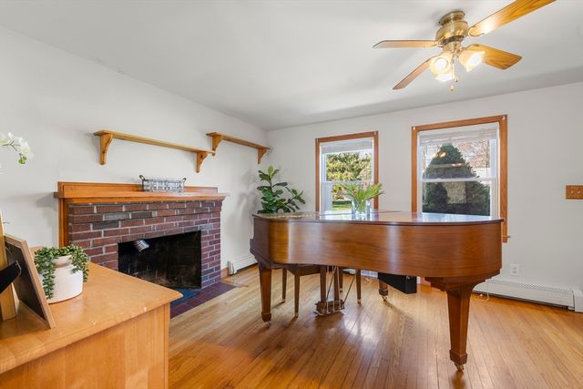1 Fisher Rd, Hingham, MA 02043