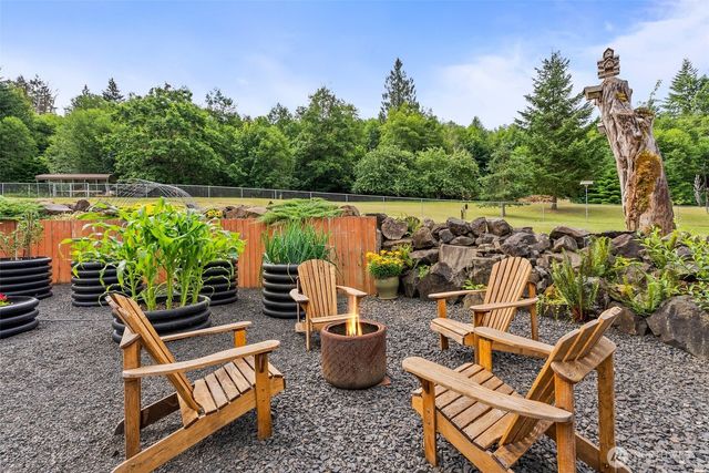 868 Coal Creek Road, Chehalis, WA 98532