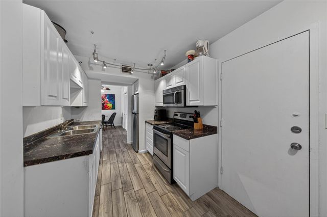 4400 Hillcrest Drive 704, Hollywood, FL 33021