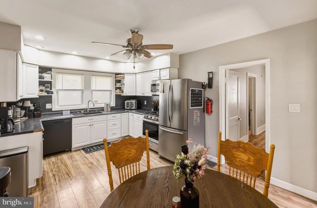 94 HIGHLAND AVE, Pennsville, NJ 08070