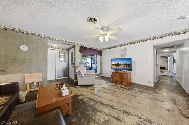 3347 Florrie Avenue, Las Vegas, NV 89121