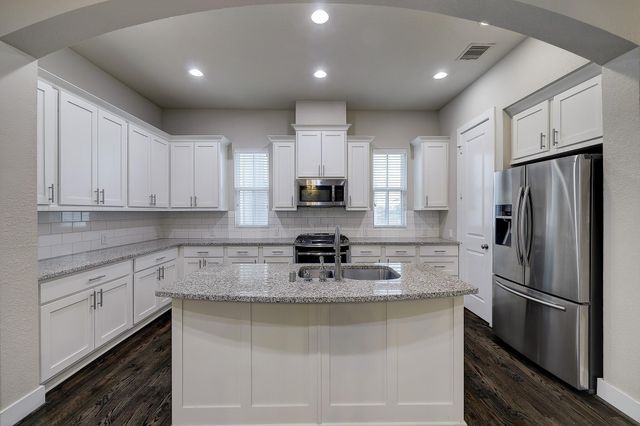 2724 Freund Street, Houston, TX 77003