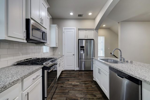 2724 Freund Street, Houston, TX 77003