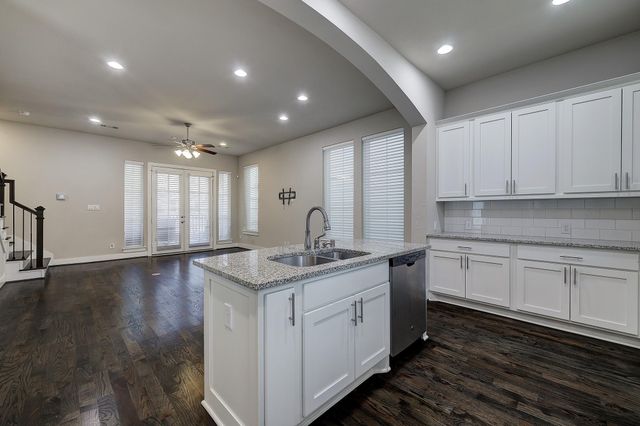 2724 Freund Street, Houston, TX 77003
